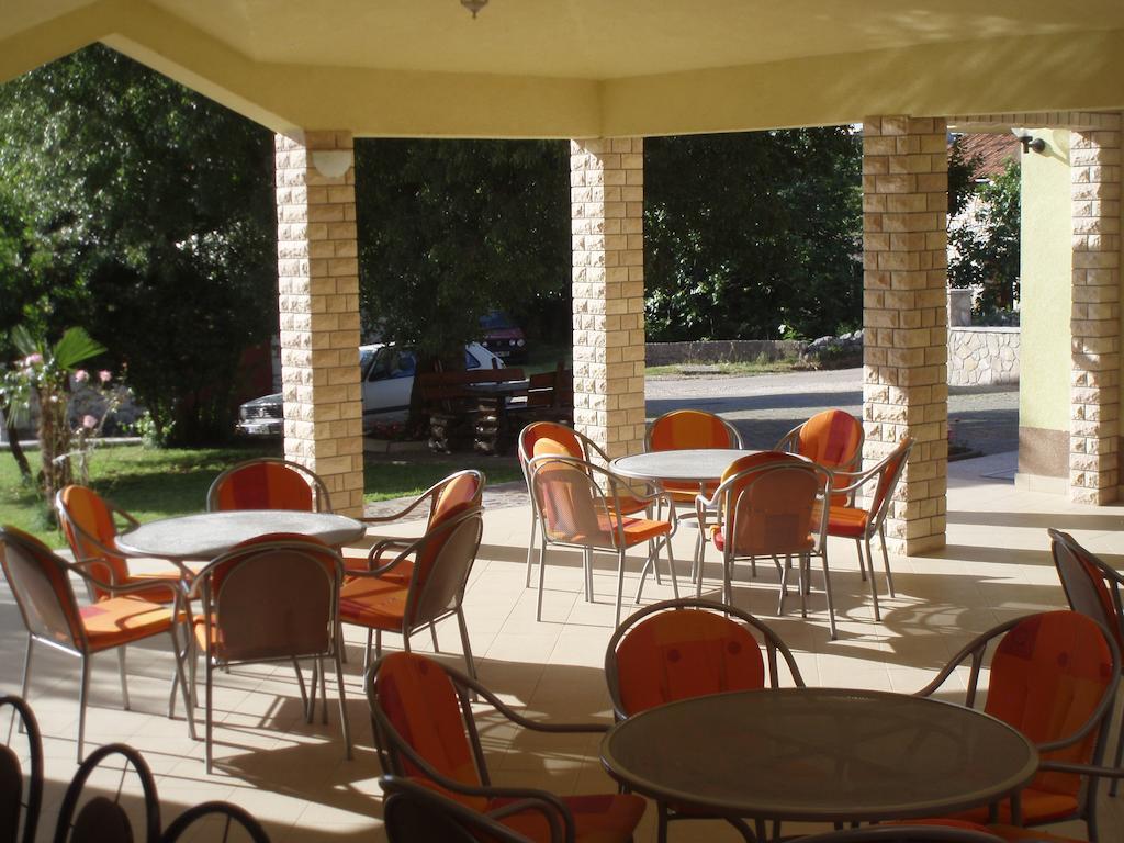 Hotel "Marinko Kozina" - Međugorje エクステリア 写真