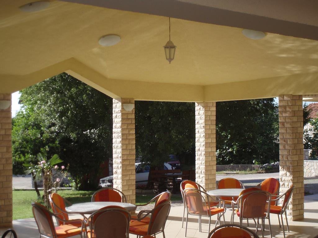 Hotel "Marinko Kozina" - Međugorje エクステリア 写真