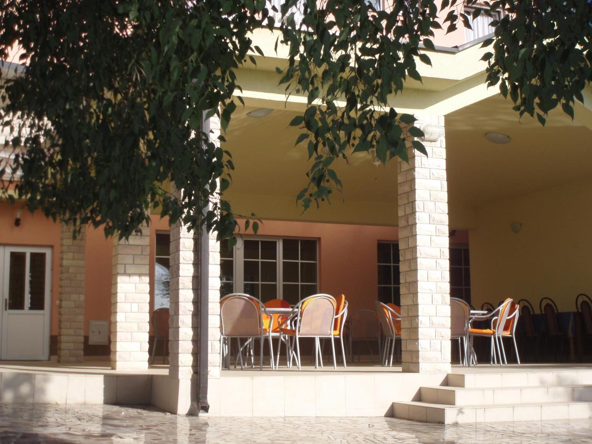 Hotel "Marinko Kozina" - Međugorje エクステリア 写真