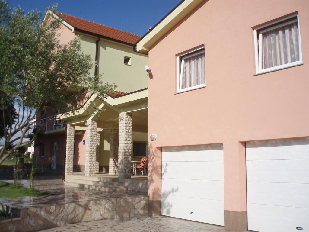 Hotel "Marinko Kozina" - Međugorje エクステリア 写真