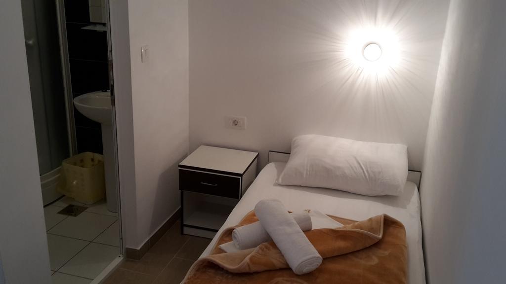 Hotel "Marinko Kozina" - Međugorje エクステリア 写真